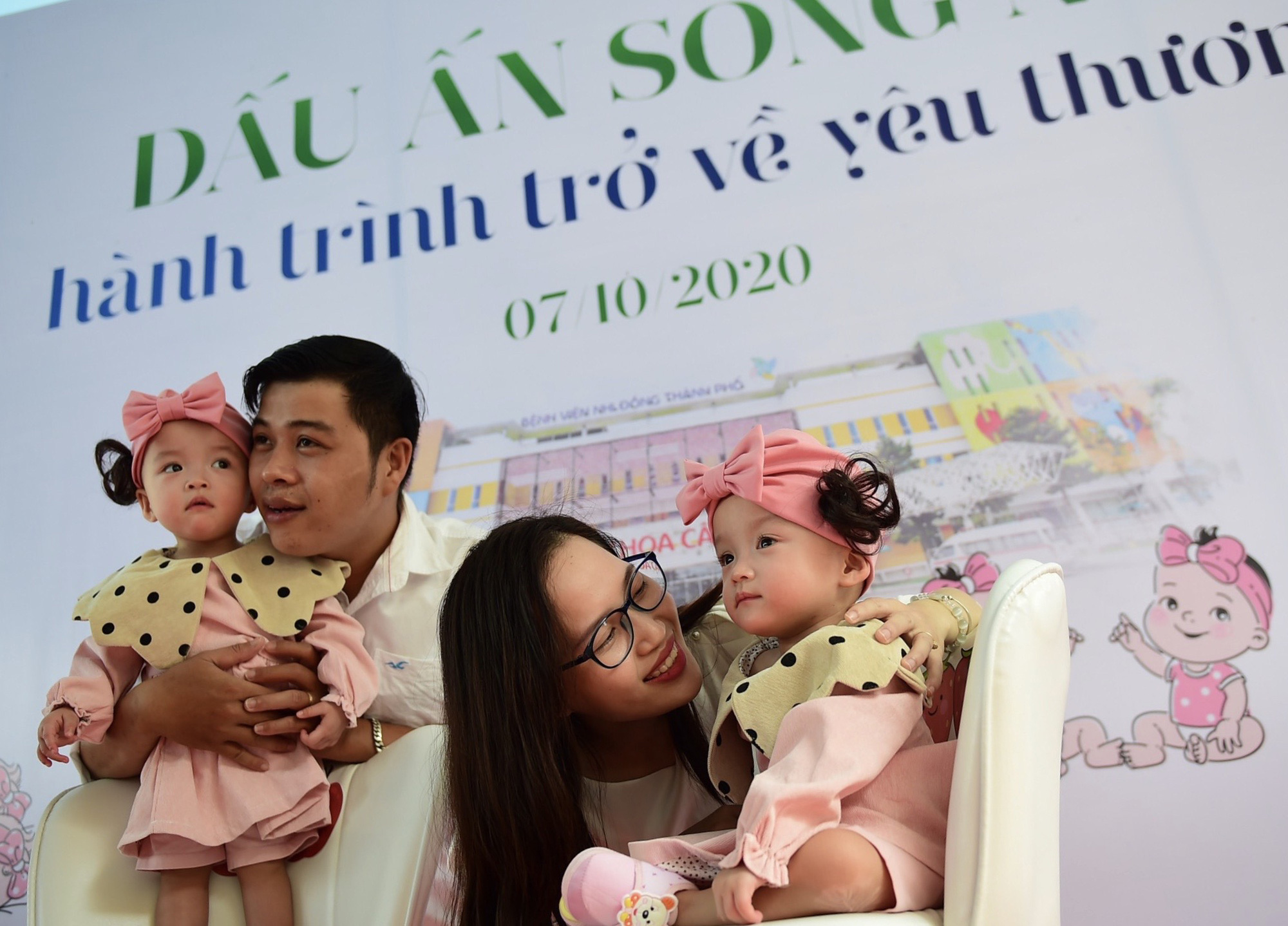 Hành trình trở về yêu thương
