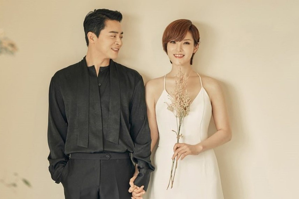 Won Bin và dàn tài tử trẻ lâu của showbiz Hàn - Ảnh 9.