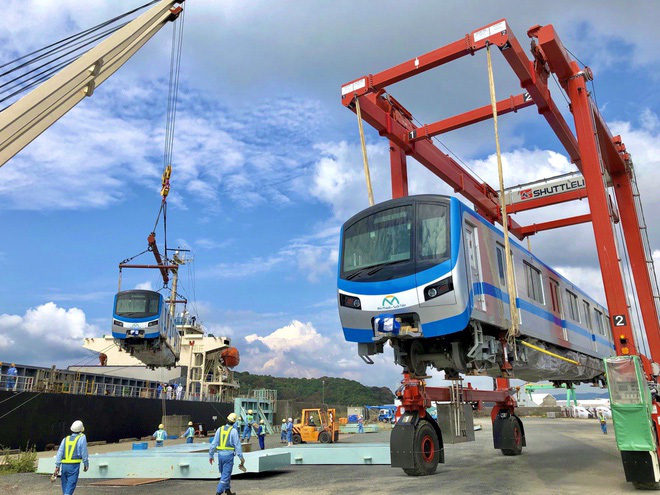 Cận cảnh: Toa tàu metro số 1 đã đến TP HCM