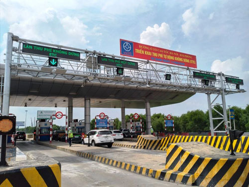 Thủ tướng chỉ thị ngừng thu phí BOT các trạm chây ì