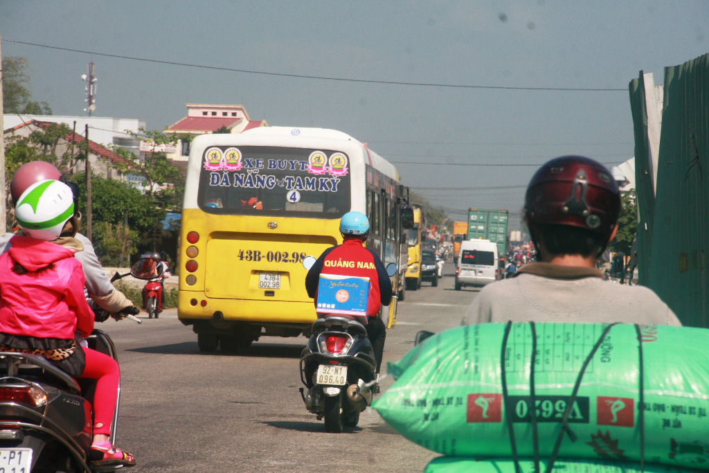 Quảng Nam mong Đà Nẵng không "cấm cửa" xe buýt vào trung tâm thành phố
