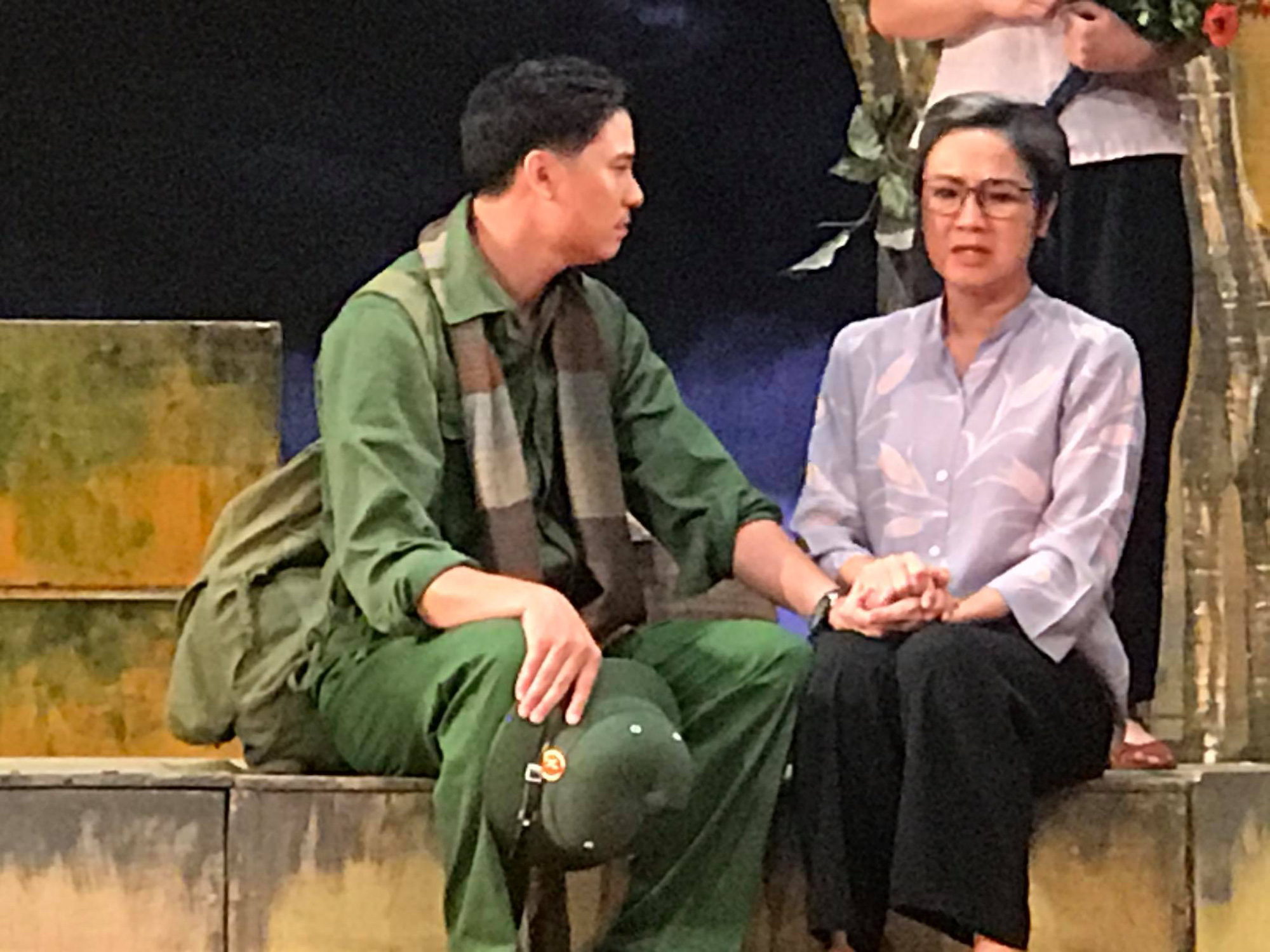NSND Thu H&agrave; h&uacute;t hồn kh&aacute;n giả thủ đ&ocirc; - Ảnh 3.