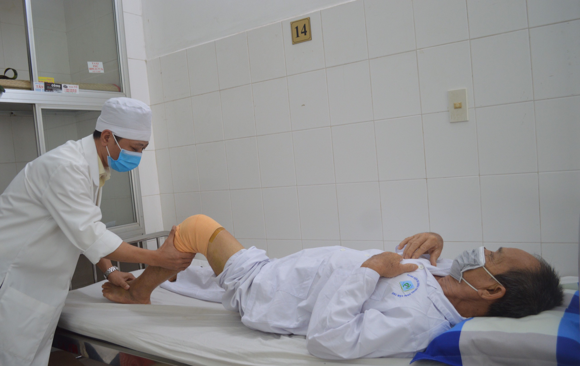Bệnh nhân đầu tiên ở miền Tây được thay lại khớp gối nhân tạo