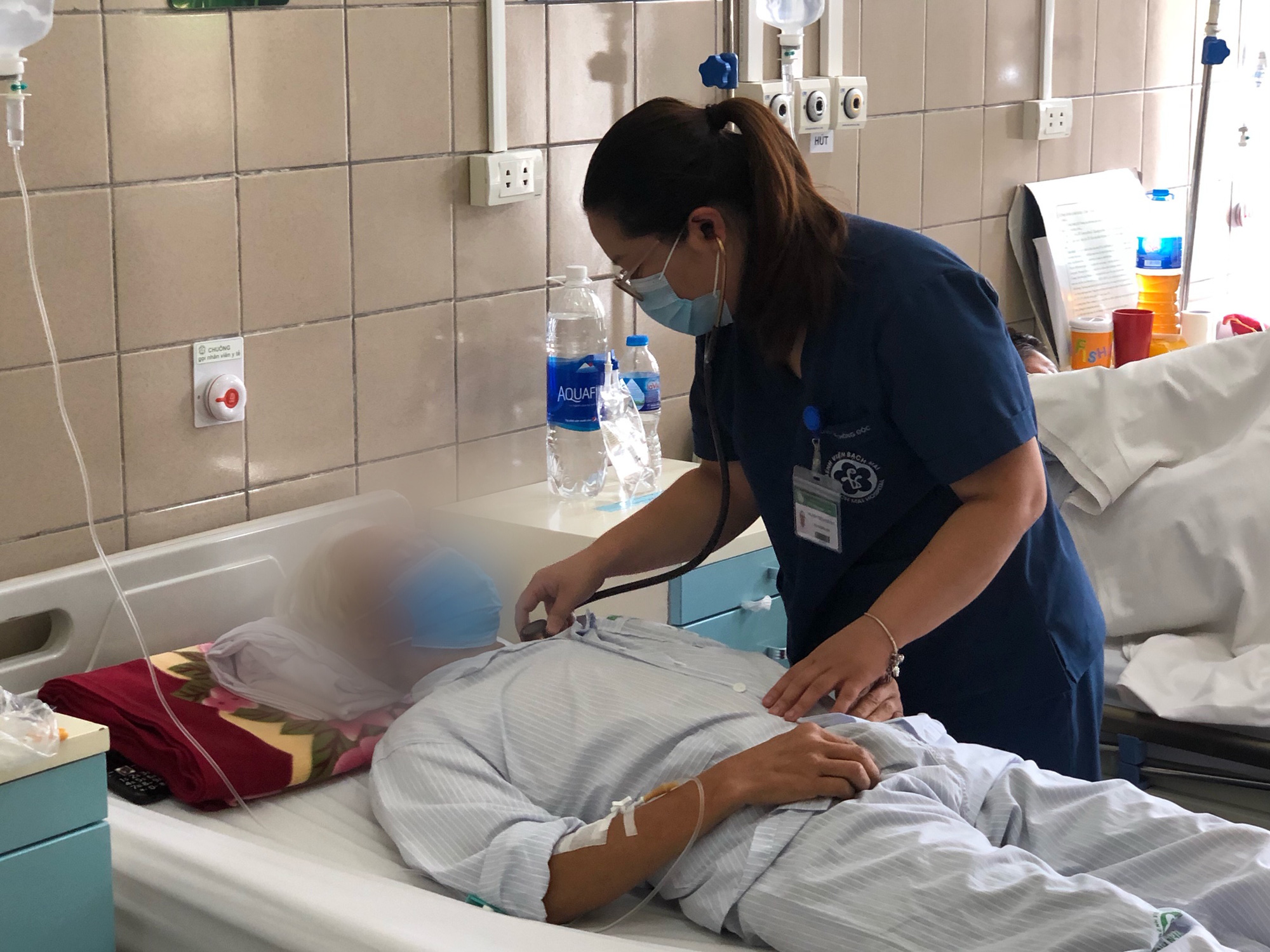 Nhiều bệnh nh&acirc;n ngộ độc thuốc diệt chuột thế hệ mới - Ảnh 1.