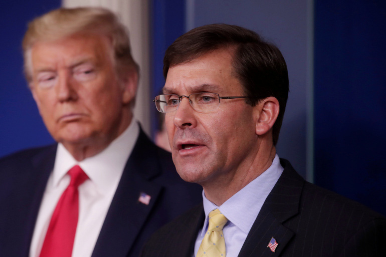 Tổng thống Trump bất ngờ sa thải bộ trưởng quốc phòng