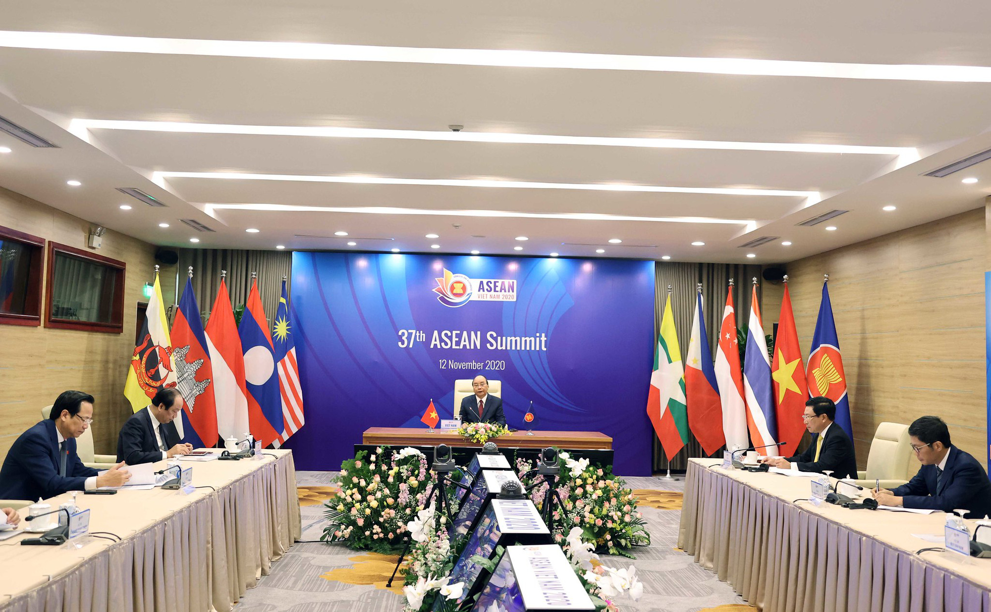 Thủ tướng công bố khoản đóng góp của Việt Nam cho Quỹ ASEAN ứng phó Covid-19 - Ảnh 3.