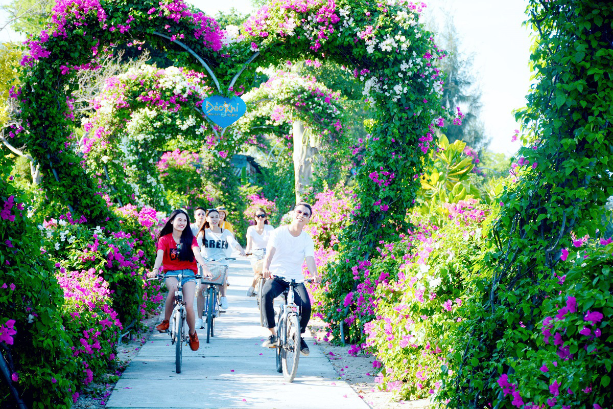 "Lên rừng - Xuống biển" khám phá xứ trầm hương cùng Khatoco