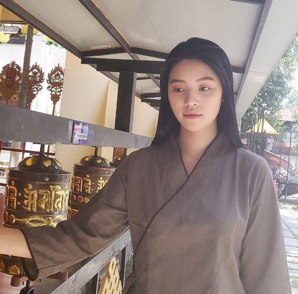 Hoa hậu người Việt tại Úc Jolie Nguyễn tái xuất sau 4 tháng ở ẩn - Ảnh 2.