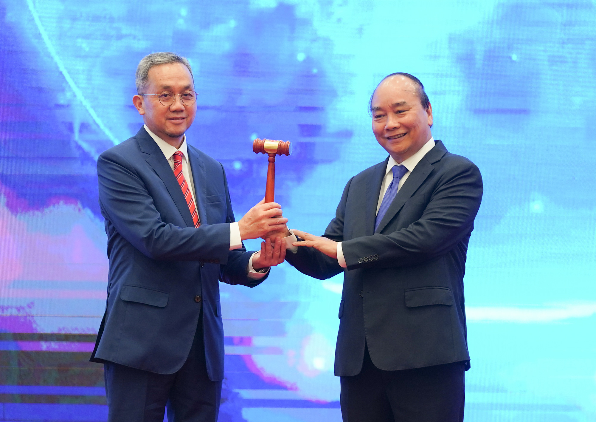 Bế mạc Hội nghị Cấp cao ASEAN 37, Việt Nam chuyển giao vai trò Chủ tịch cho Brunei