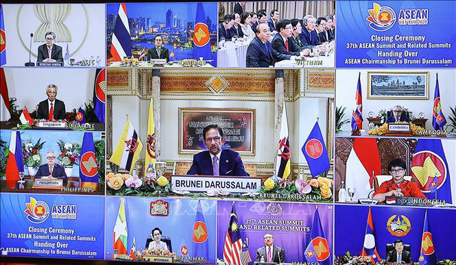 Bế mạc Hội nghị Cấp cao ASEAN 37, Việt Nam chuyển giao vai trò Chủ tịch cho Brunei - Ảnh 3.