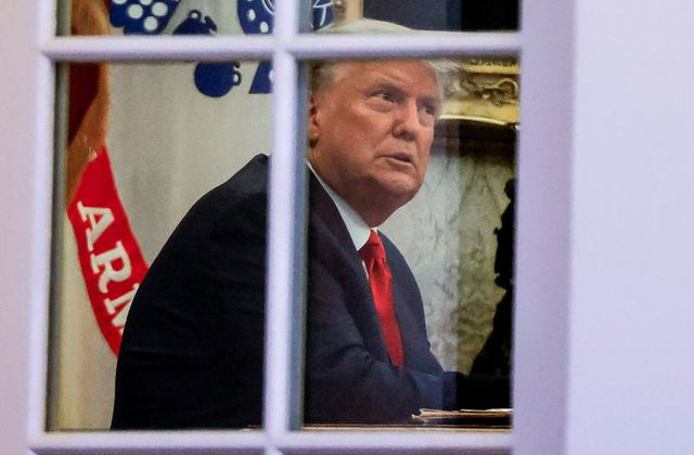 Hậu bầu cử Mỹ: Phía ông Biden ra tối hậu thư về chuyển giao quyền lực - Ảnh 2.