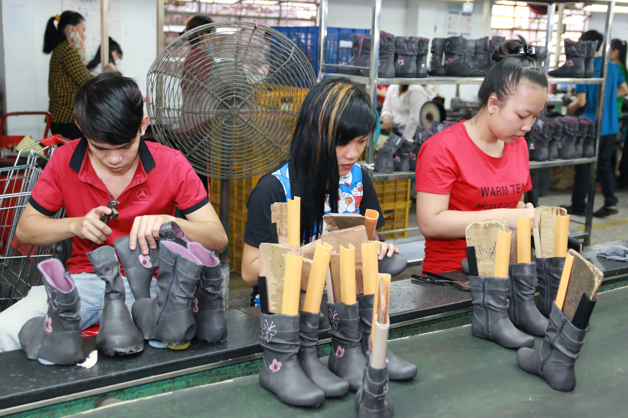Điểm mới về quyền đơn phương chấm dứt hợp đồng lao động từ ng&agrave;y 1-1-2021 - Ảnh 3.