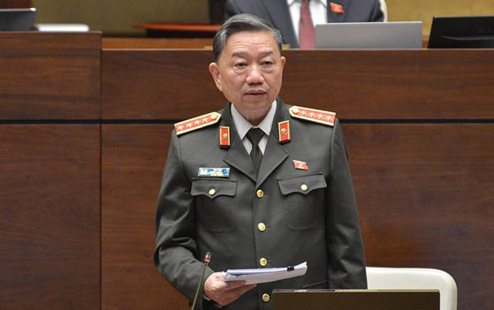 Bộ Công an cam kết không tăng biên chế, thủ tục hành chính nếu được giao bảo đảm an toàn giao thông