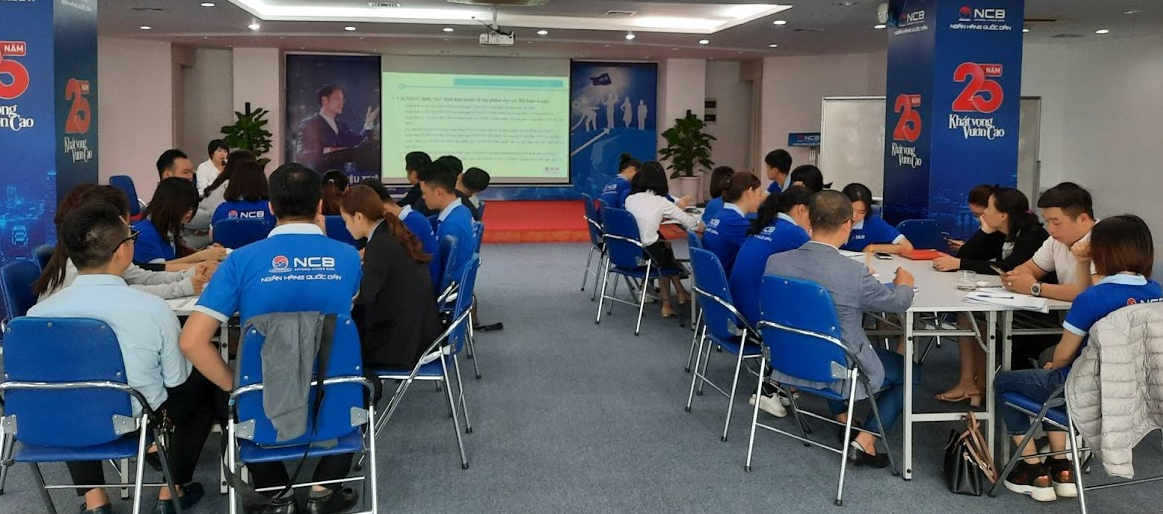 NCB ch&uacute; trọng c&ocirc;ng t&aacute;c đ&agrave;o tạo, n&acirc;ng cao chuy&ecirc;n m&ocirc;n cho người lao động - Ảnh 2.