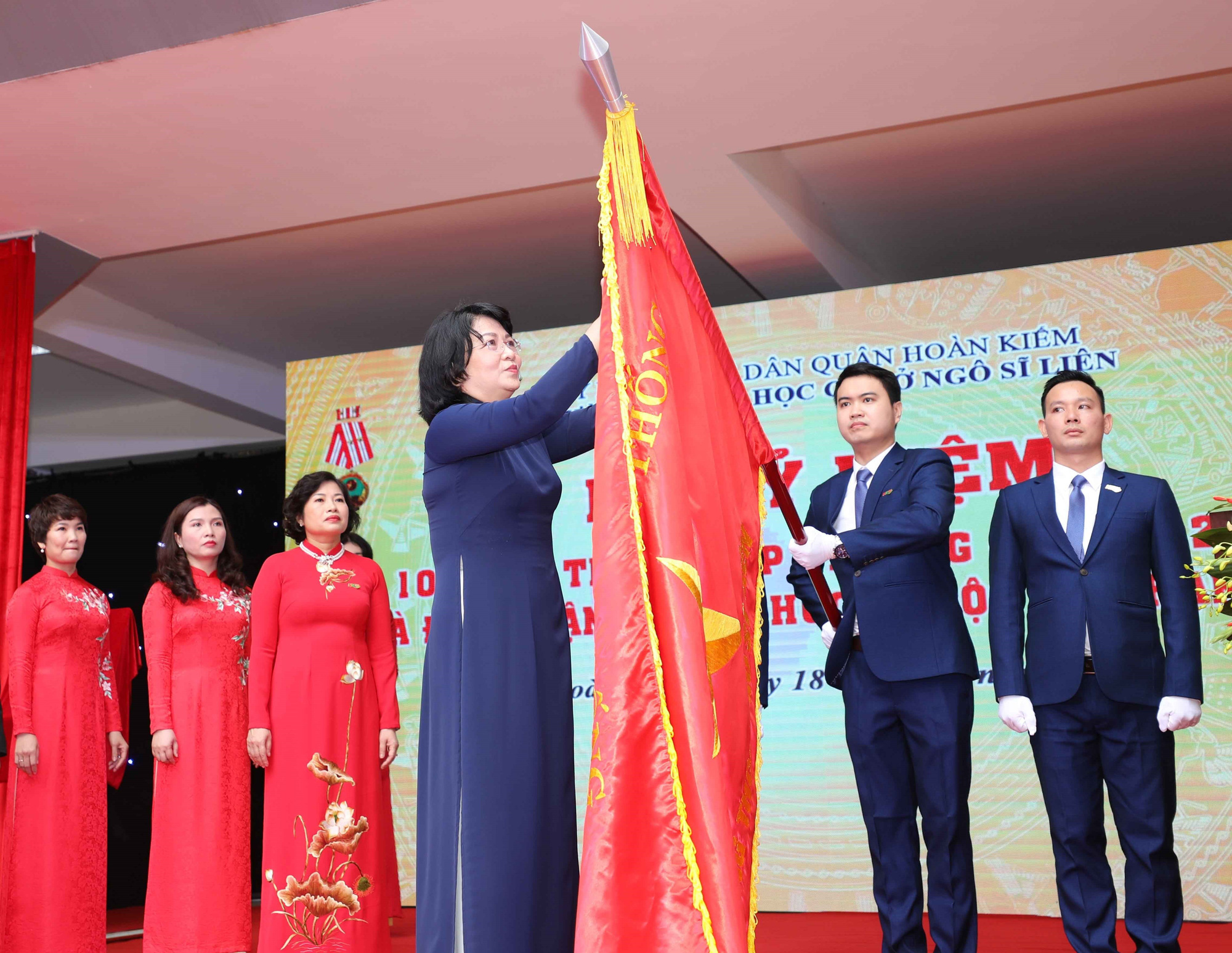 Nhiều hoạt động chào mừng ngày Nhà giáo Việt Nam