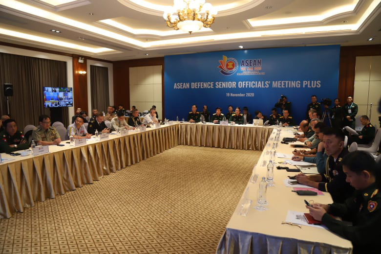 Thượng tướng Nguyễn Ch&iacute; Vịnh chủ tr&igrave; hội nghị quốc ph&ograve;ng với sự tham dự của Mỹ, Trung Quốc - Ảnh 6.