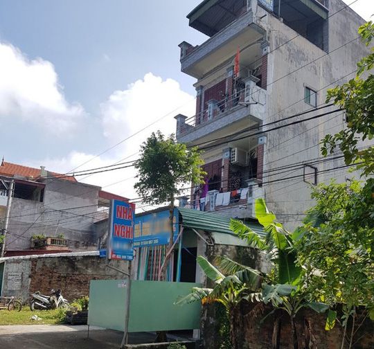 Sau 30 phút cùng bạn gái kém 19 tuổi vào nhà nghỉ, người đàn ông tử vong bất thường