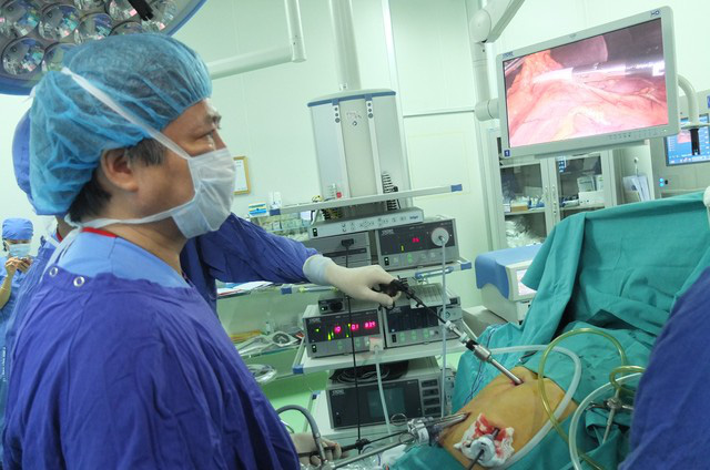 Soi gi&aacute; 16.700 thiết bị, vật tư tr&ecirc;n Cổng c&ocirc;ng khai gi&aacute; trang thiết bị y tế - Ảnh 2.