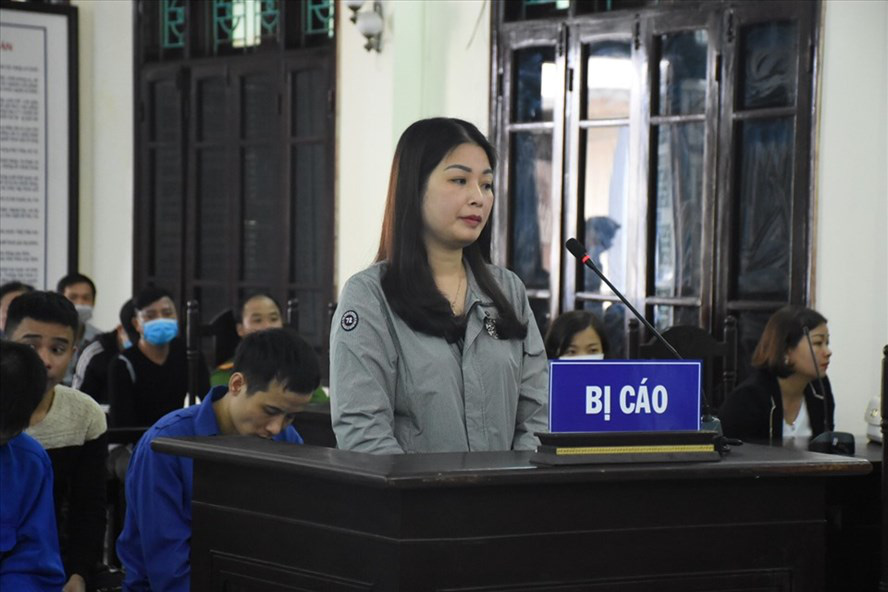 Vợ nguyên chủ tịch phường thuê côn đồ hành hung cán bộ tư pháp lĩnh án