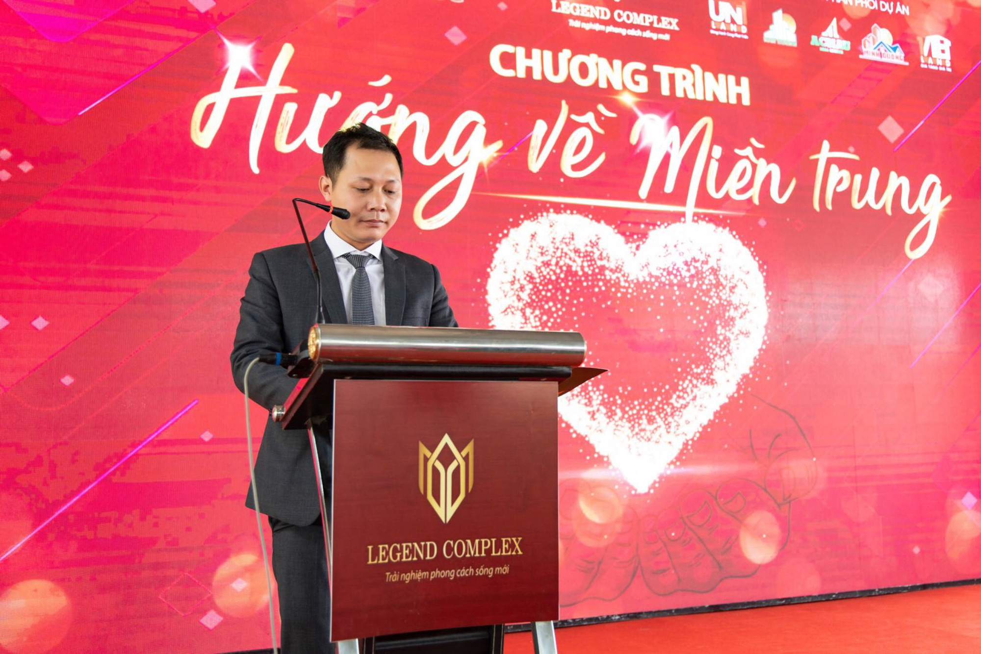 Li&ecirc;n minh 5F quy&ecirc;n g&oacute;p 500 triệu đồng hỗ trợ miền Trung - Ảnh 4.