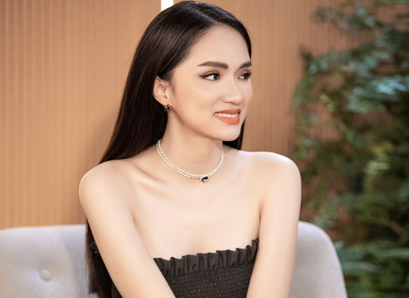 Hương Giang cúi đầu xin lỗi, liệu có thật lòng?