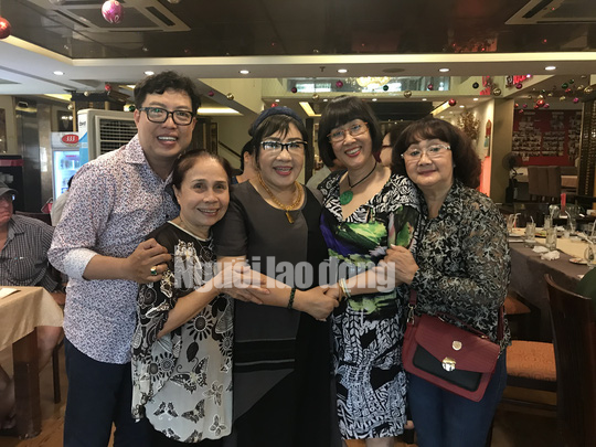 Nghệ sĩ kh&oacute;c thương sự ra đi đột ngột của nghệ sĩ &Aacute;nh Hoa - Ảnh 7.