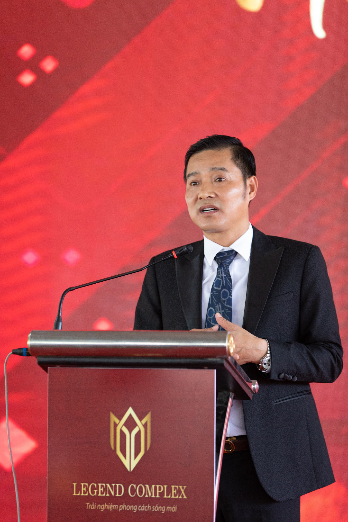 Li&ecirc;n minh 5F quy&ecirc;n g&oacute;p 500 triệu đồng hỗ trợ miền Trung - Ảnh 3.