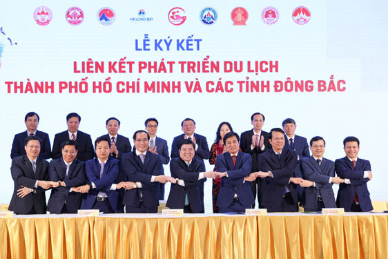 "Kết nối tinh hoa" du lịch TP HCM và vùng Đông Bắc: Cơ hội vàng phục hồi du lịch