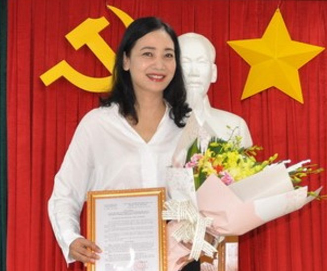 Thanh Hóa trao quyết định về công tác cán bộ cho 17 lãnh đạo chủ chốt