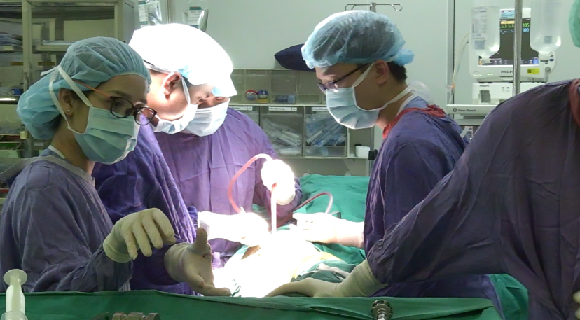 "Bông hồng thép" của đội tuyển bắn súng quốc gia Việt Nam phải lên bàn mổ