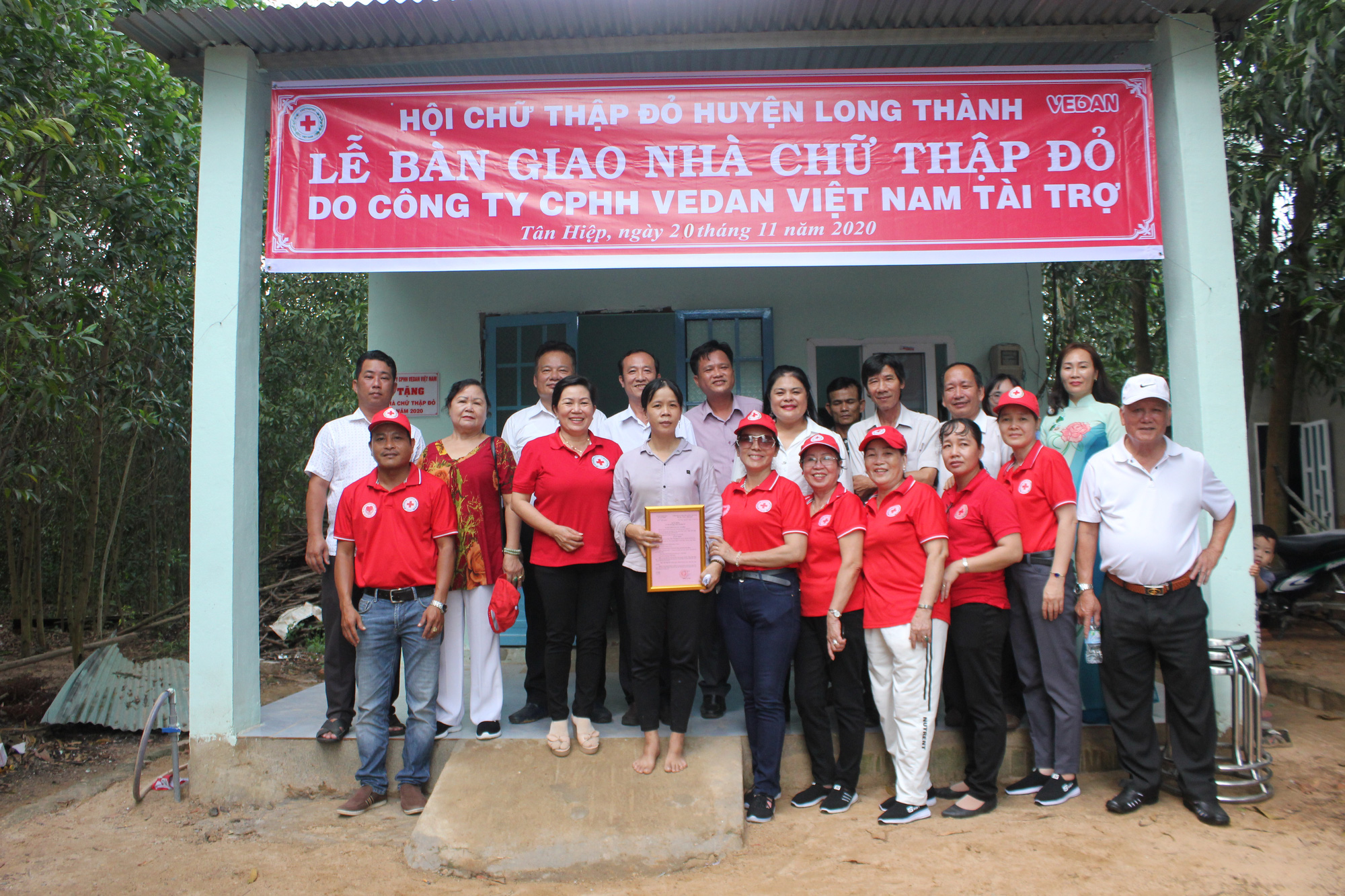 Vedan Việt Nam trao tặng 4 căn nh&agrave; Chữ thập đỏ - Ảnh 3.