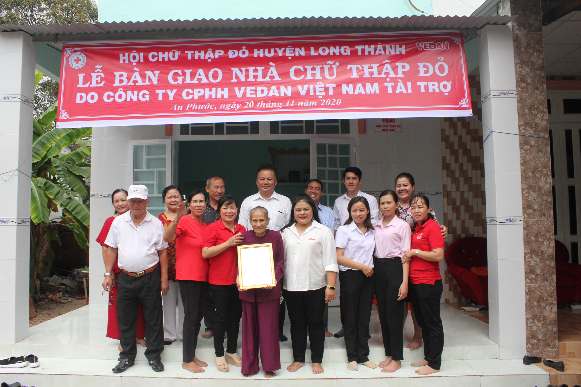 Vedan Việt Nam trao tặng 4 căn nhà Chữ thập đỏ
