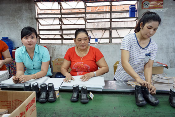 Đề xuất người lao động thuộc vùng đặc biệt khó khăn được nghỉ hưu sớm - Ảnh 1.