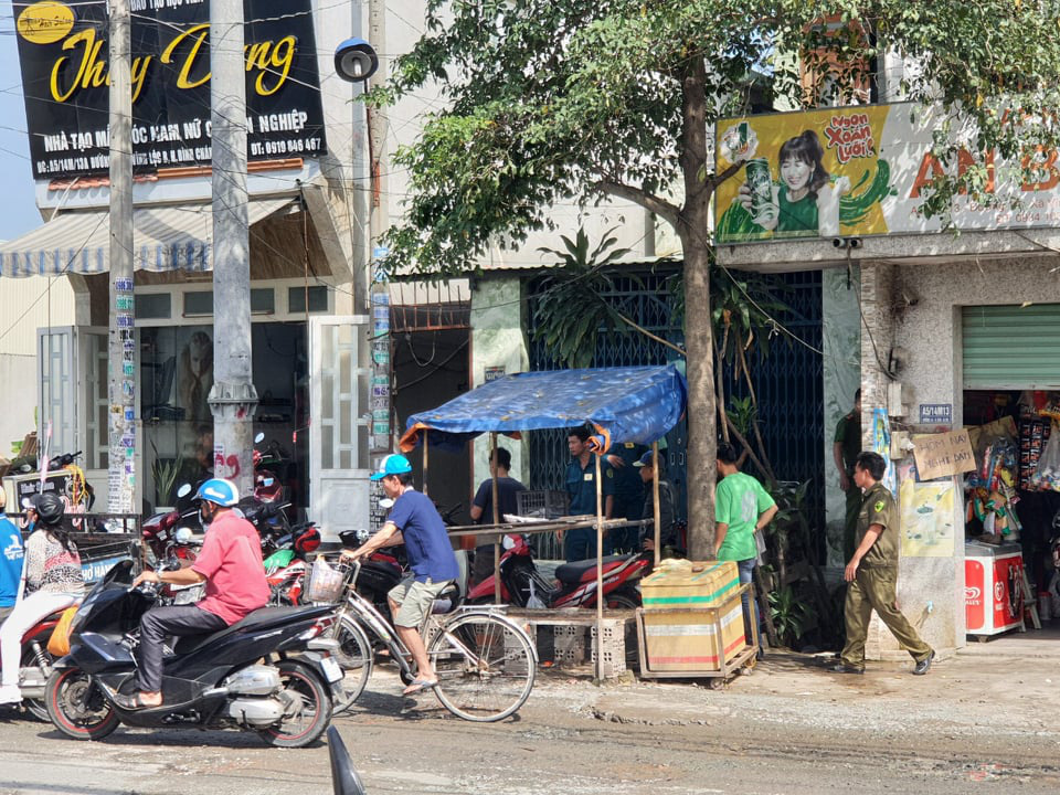 Án mạng lúc rạng sáng trong phòng trọ ở Bình Chánh