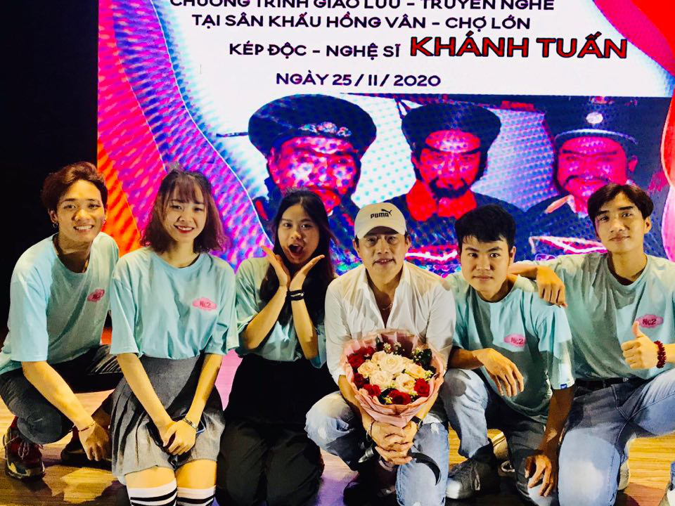 "Kép độc" Khánh Tuấn truyền nghề cho diễn viên trẻ