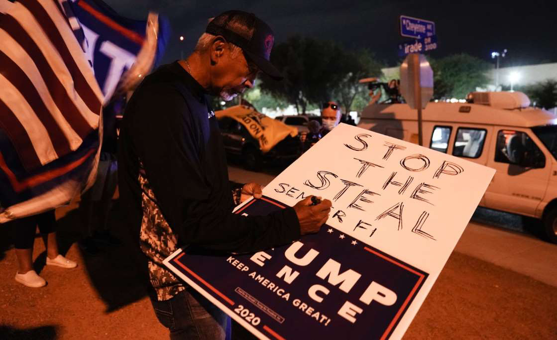 Bầu cử Mỹ: Phe Tổng thống Donald Trump nhận tin vui
