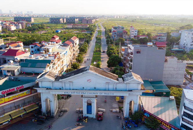 Ôm hận vì ăn theo “ông lớn”