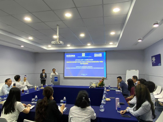 Một công ty tại KCX Kizuna được trao chứng nhận doanh nghiệp khoa học & công nghệ