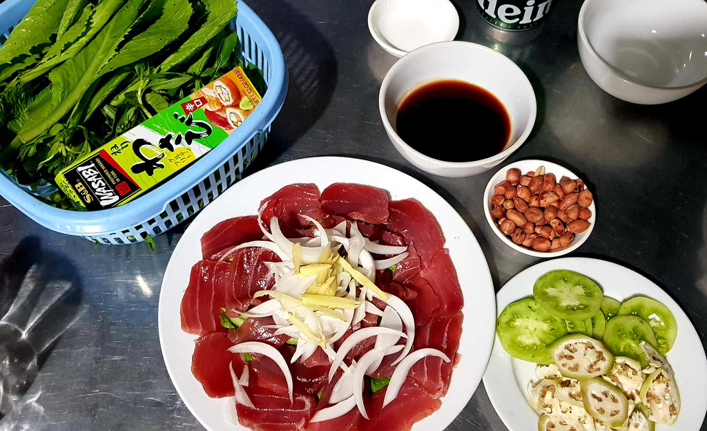 Ăn g&igrave; khi du lịch Ph&uacute; Y&ecirc;n? - Ảnh 1.