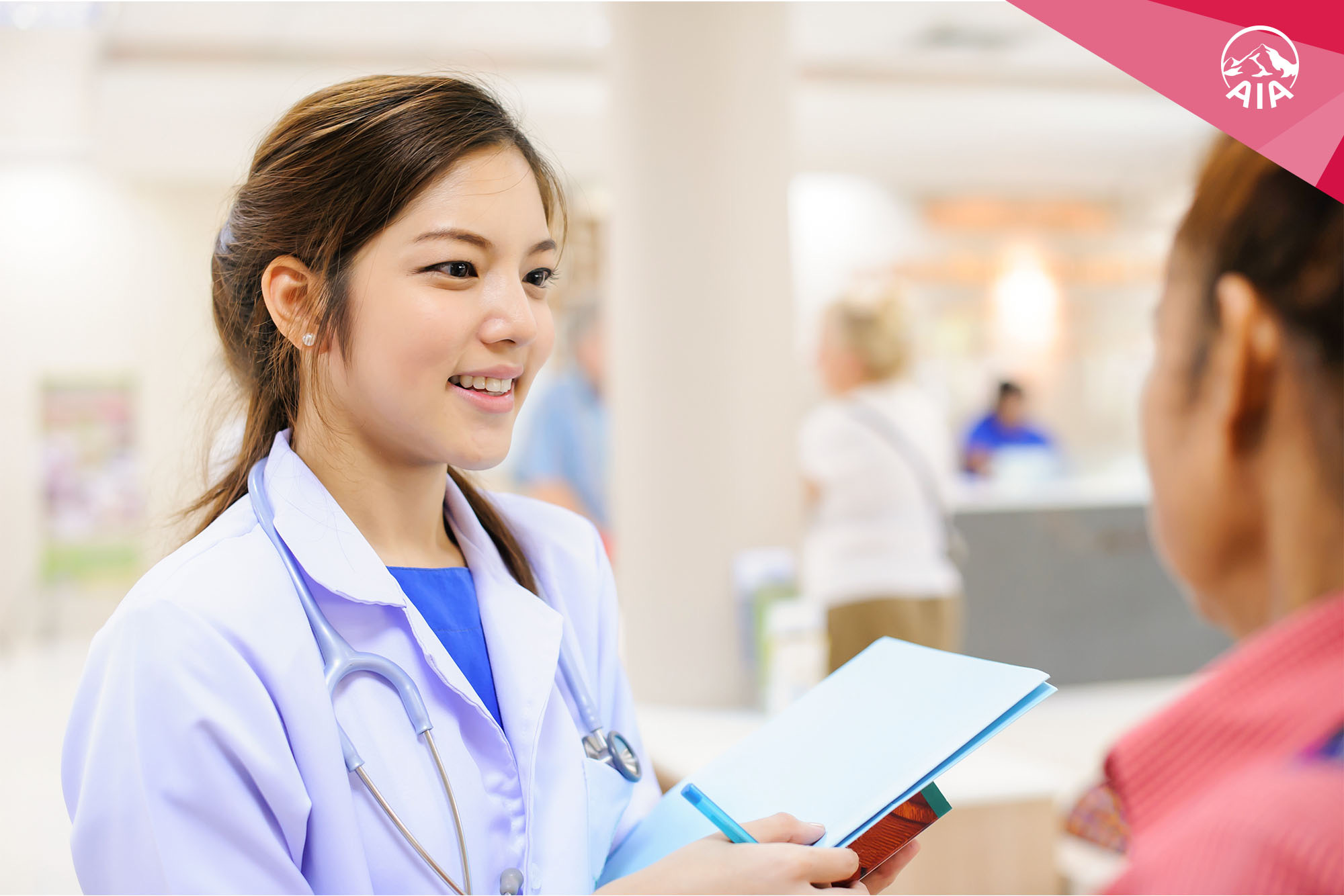 Dù ngã bệnh, nhưng không là gánh nặng gia đình - Ảnh 2.