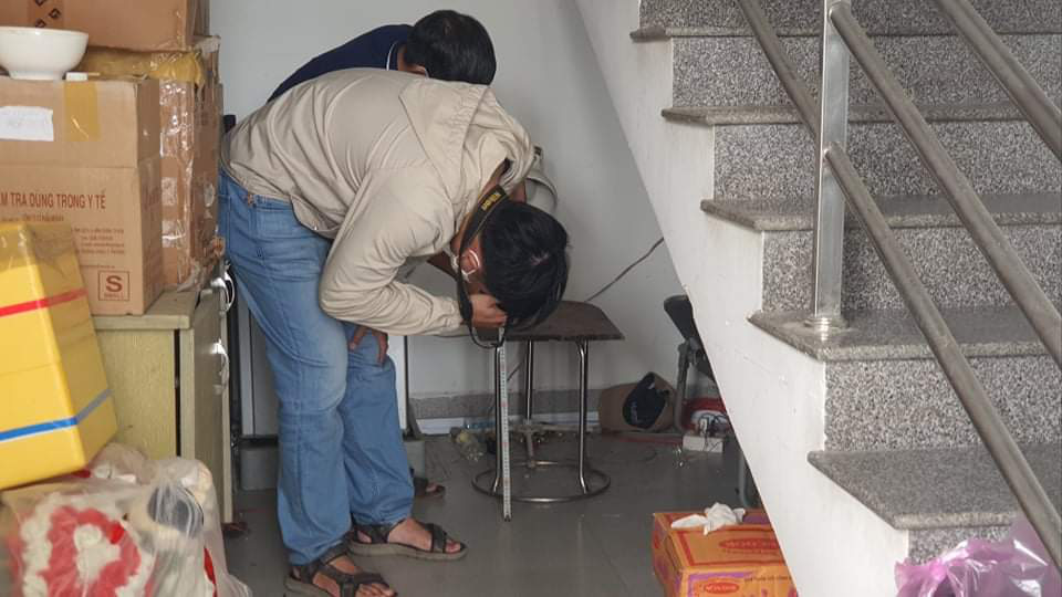 Bảo vệ bệnh viện bị đ&acirc;m v&igrave; ngăn cản người đ&agrave;n &ocirc;ng tr&ecirc;u ghẹo nh&acirc;n vi&ecirc;n - Ảnh 1.