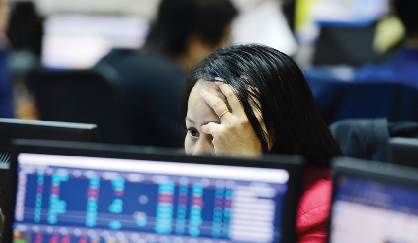 "Sốt vó" với thuế cổ tức mới
