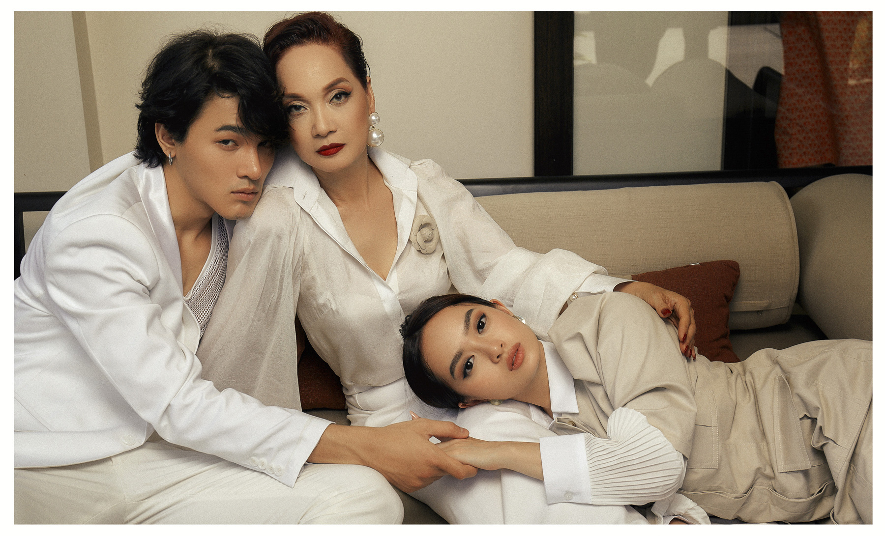 NSND Lê Khanh cá tính bên Kaity Nguyễn, Khương Lê