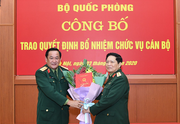 2 t&acirc;n Thứ trưởng Bộ Quốc ph&ograve;ng nhận quyết định bổ nhiệm - Ảnh 2.