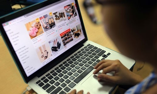 Người kiếm tiền online thu nhập khủng, đóng thuế bèo