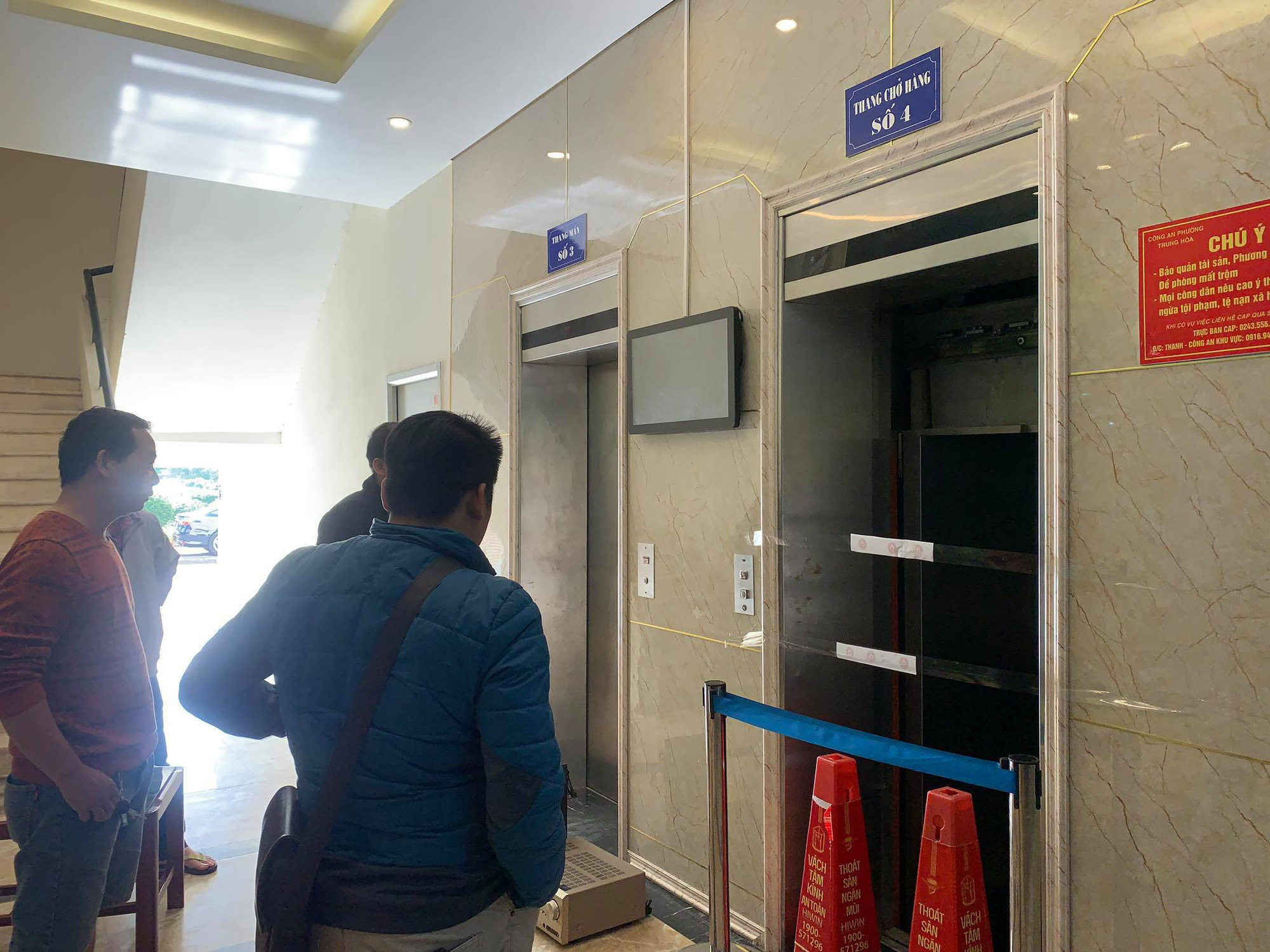 Thang máy chung cư rơi tự do: Người bị thương đều là người già và trẻ em - Ảnh 3.