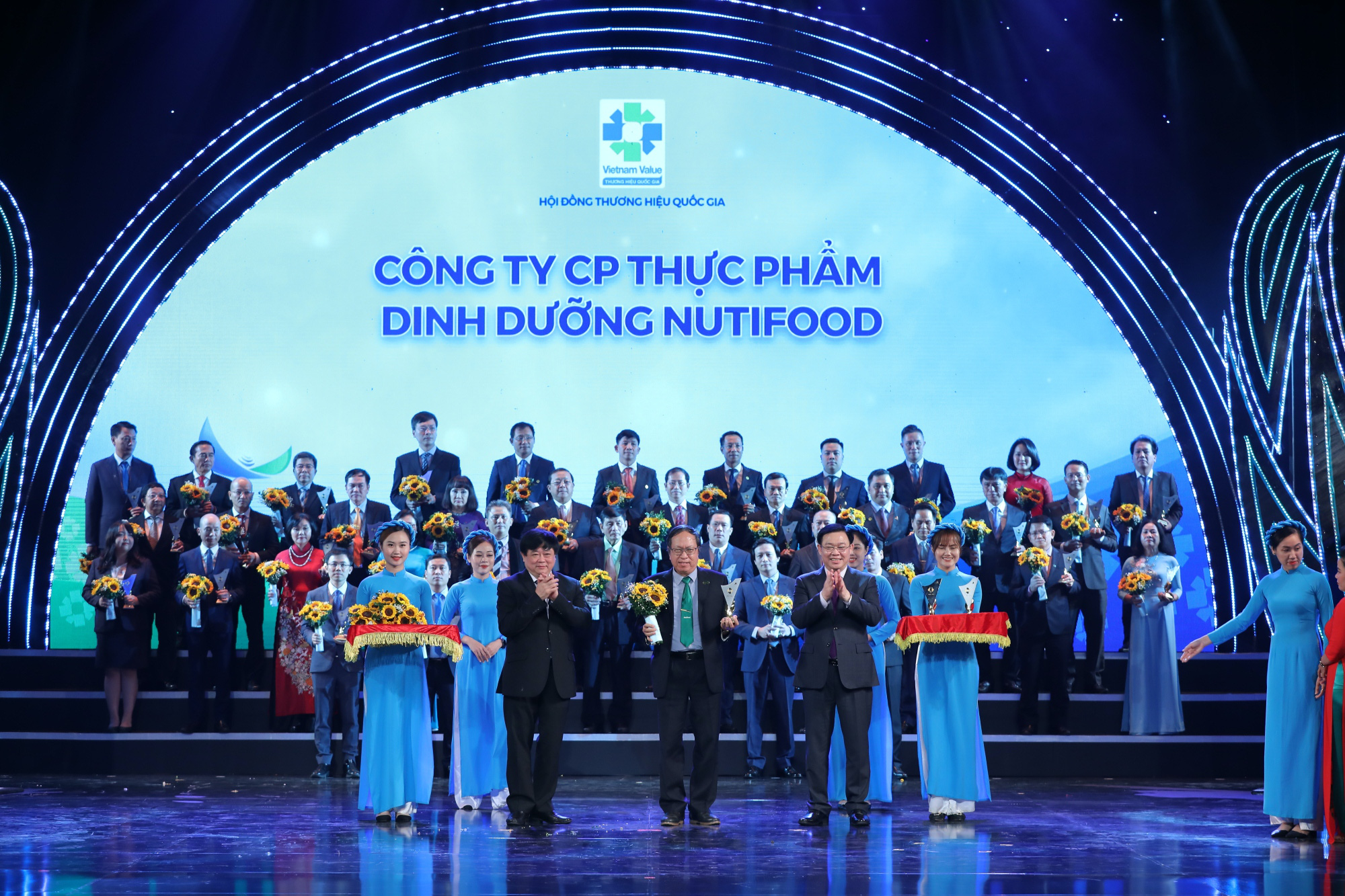 NutiFood lần thứ hai được vinh danh Thương hiệu quốc gia