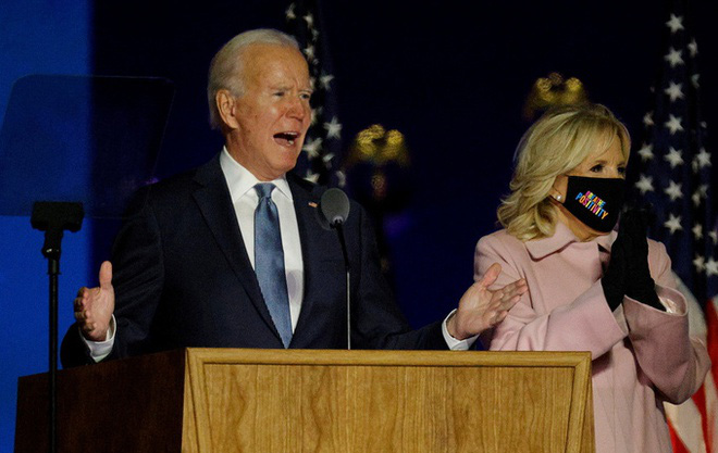 Clip: &Ocirc;ng Trump tuy&ecirc;n bố chiến thắng d&ugrave; &ocirc;ng Biden đang &aacute;p đảo phiếu đại cử tri - Ảnh 3.