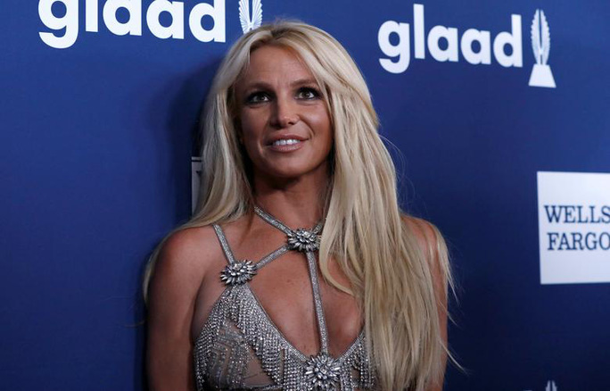 Britney Spears trấn an người h&acirc;m mộ rằng vẫn ổn - Ảnh 2.