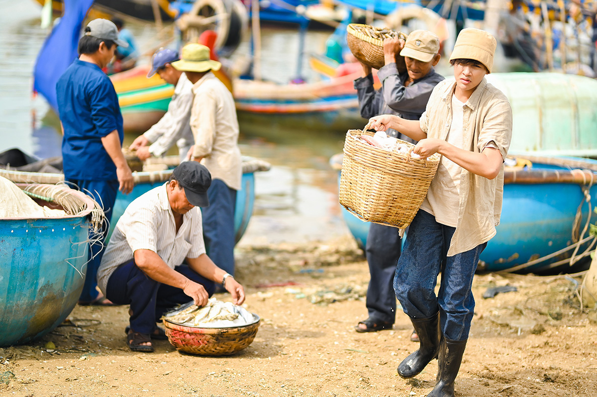L&ecirc; Lộc đ&uacute;ng chất con nh&agrave; n&ograve;i trong Ước hẹn l&agrave;ng ch&agrave;i - Ảnh 5.
